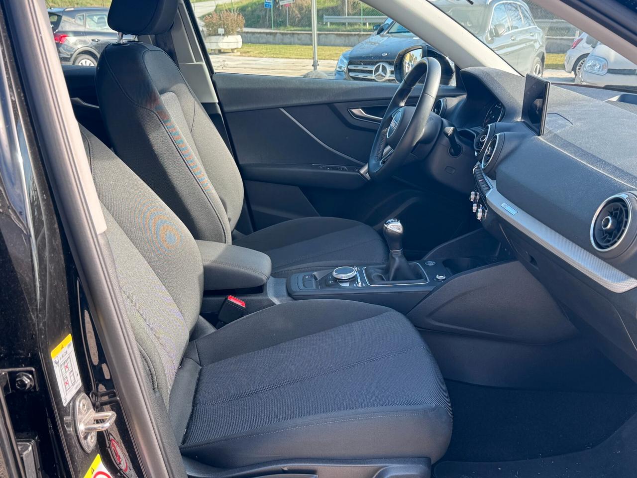 Audi Q2 30 TDI Identity Black - 2023