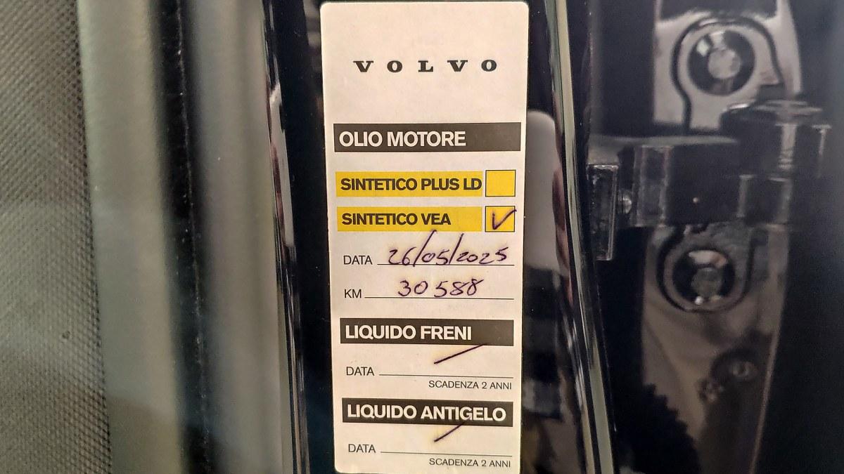 VOLVO Xc60 T6 Plug-In Hybrid Awd Automatico Ultra Black Ed.