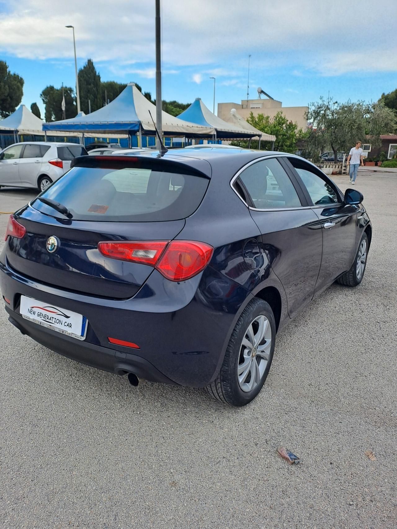 Alfa Romeo Giulietta 2.0 JTDm-2 140 CV Distinctive