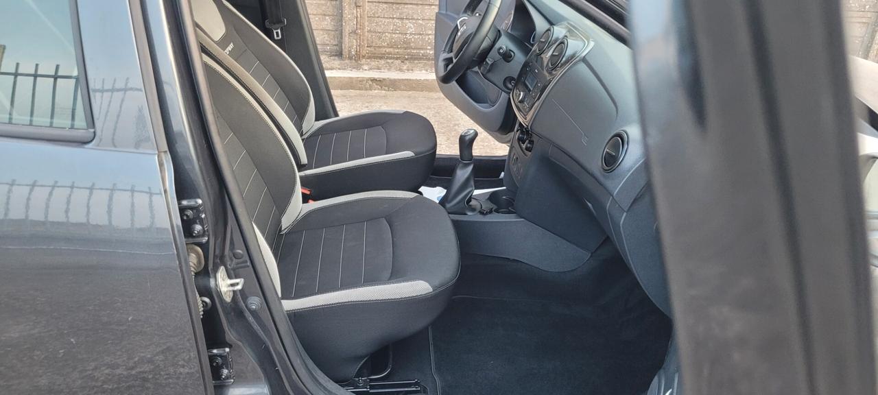 Dacia Sandero 1.0 SCe NEOPATENTATA OK, UNICO PROPRIETARIO.