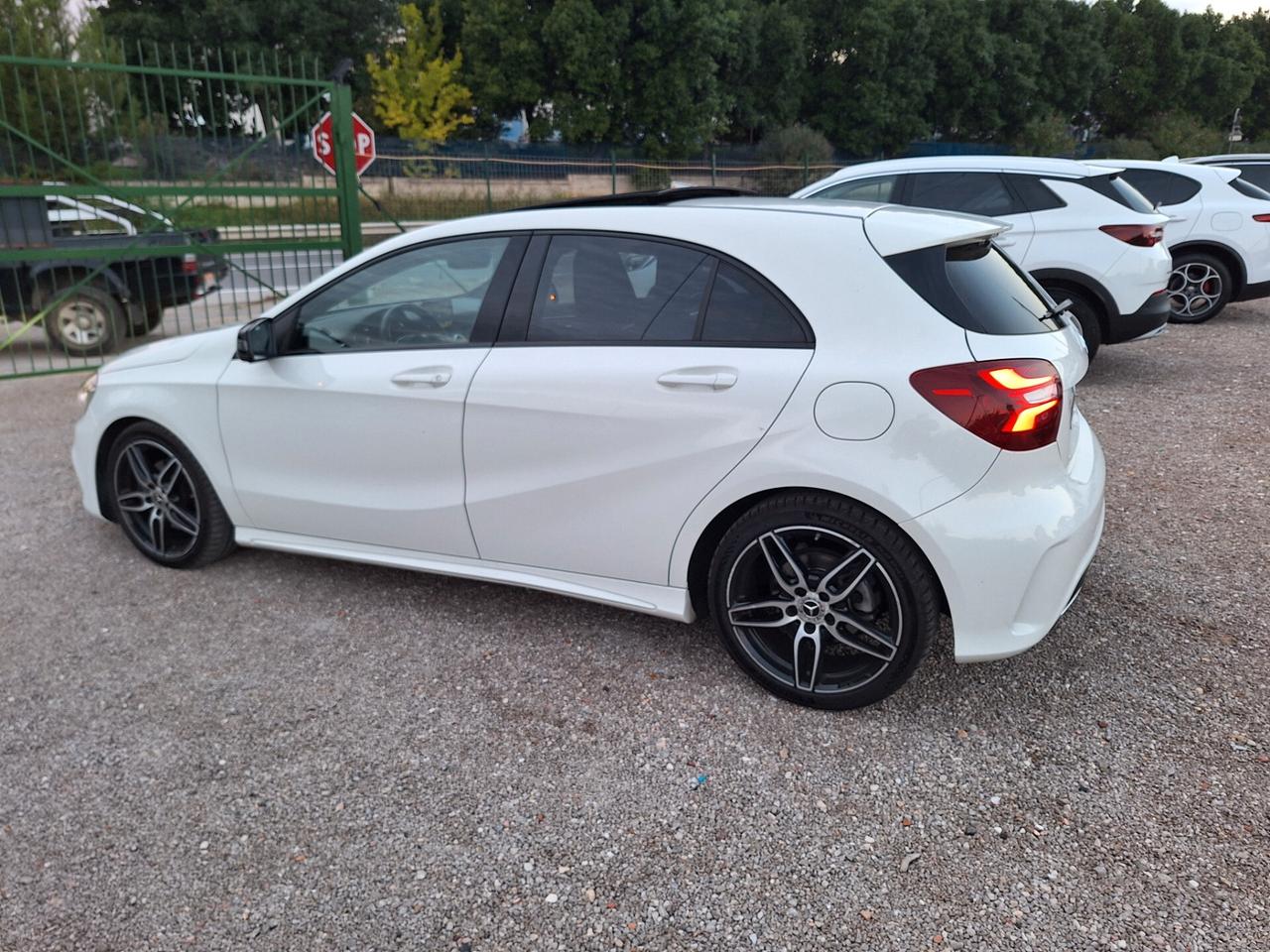 Mercedes-benz A 180 A 180 d Automatic Premium