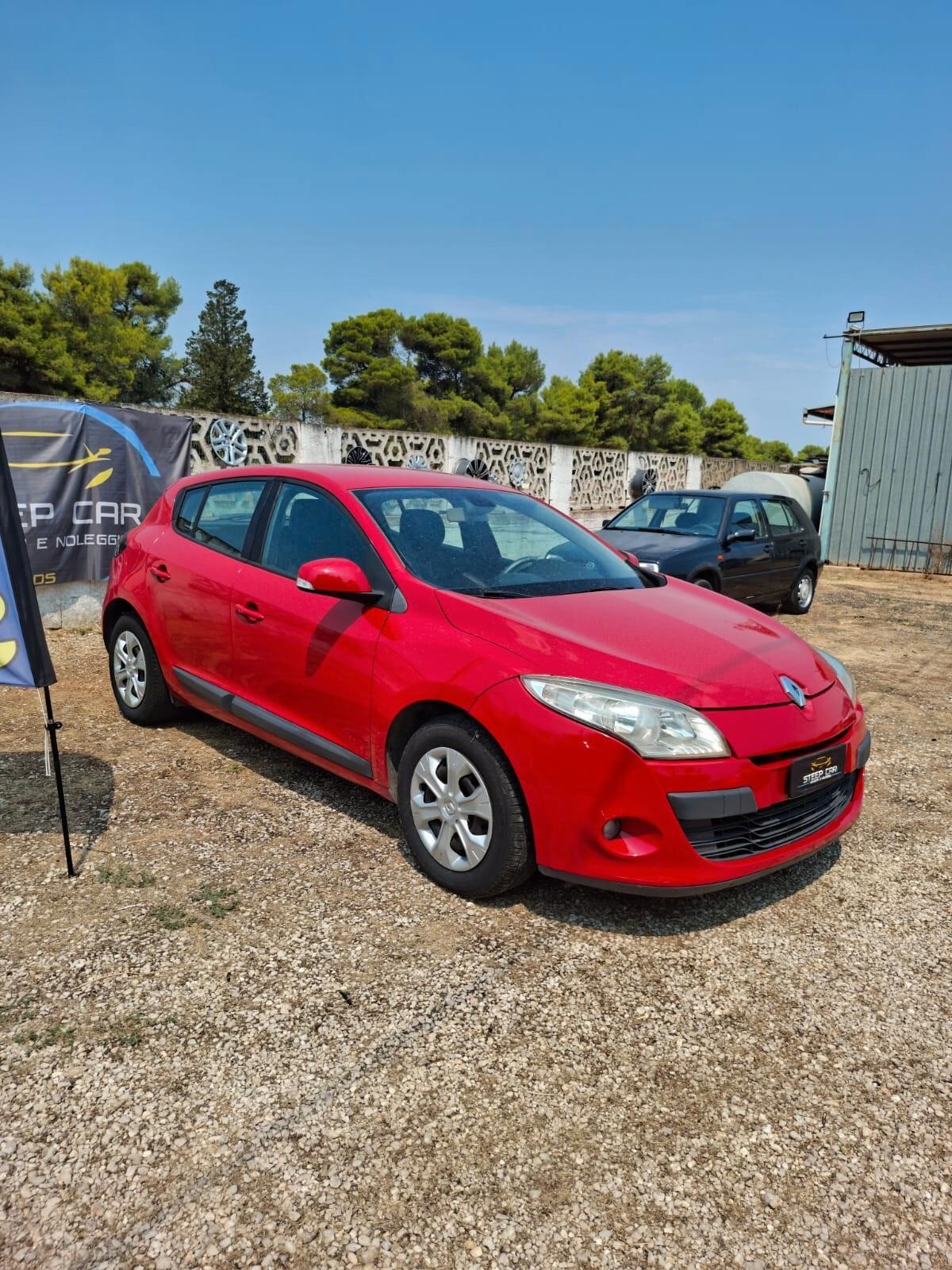 Renault Megane 1.5 dCi 90CV CON GANCIO TRAINO