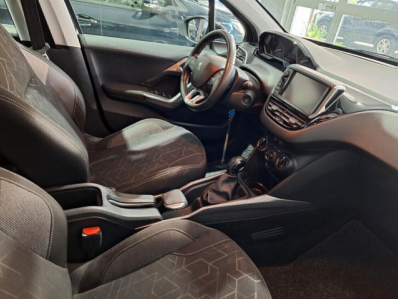 Peugeot 2008 1.2 PureTech 82CV 1 PROPRIETARIO