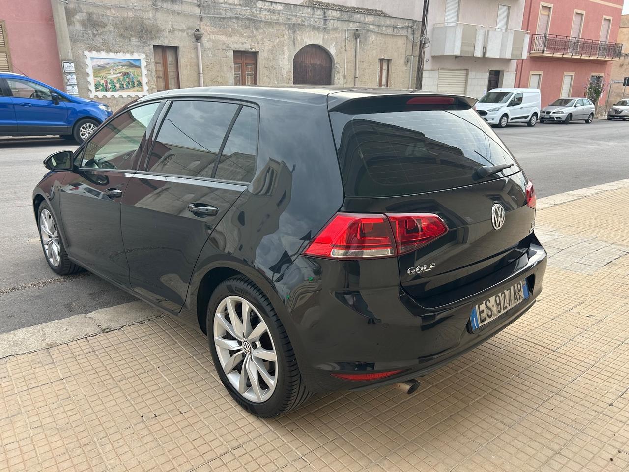 Volkswagen Golf Business 1.6 TDI DSG 5p. Highline BlueMotion Technology