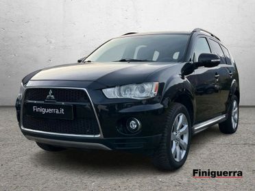 Mitsubishi Outlander Outlander 2.2 DI-D TC-SST Instyle DPF 7p