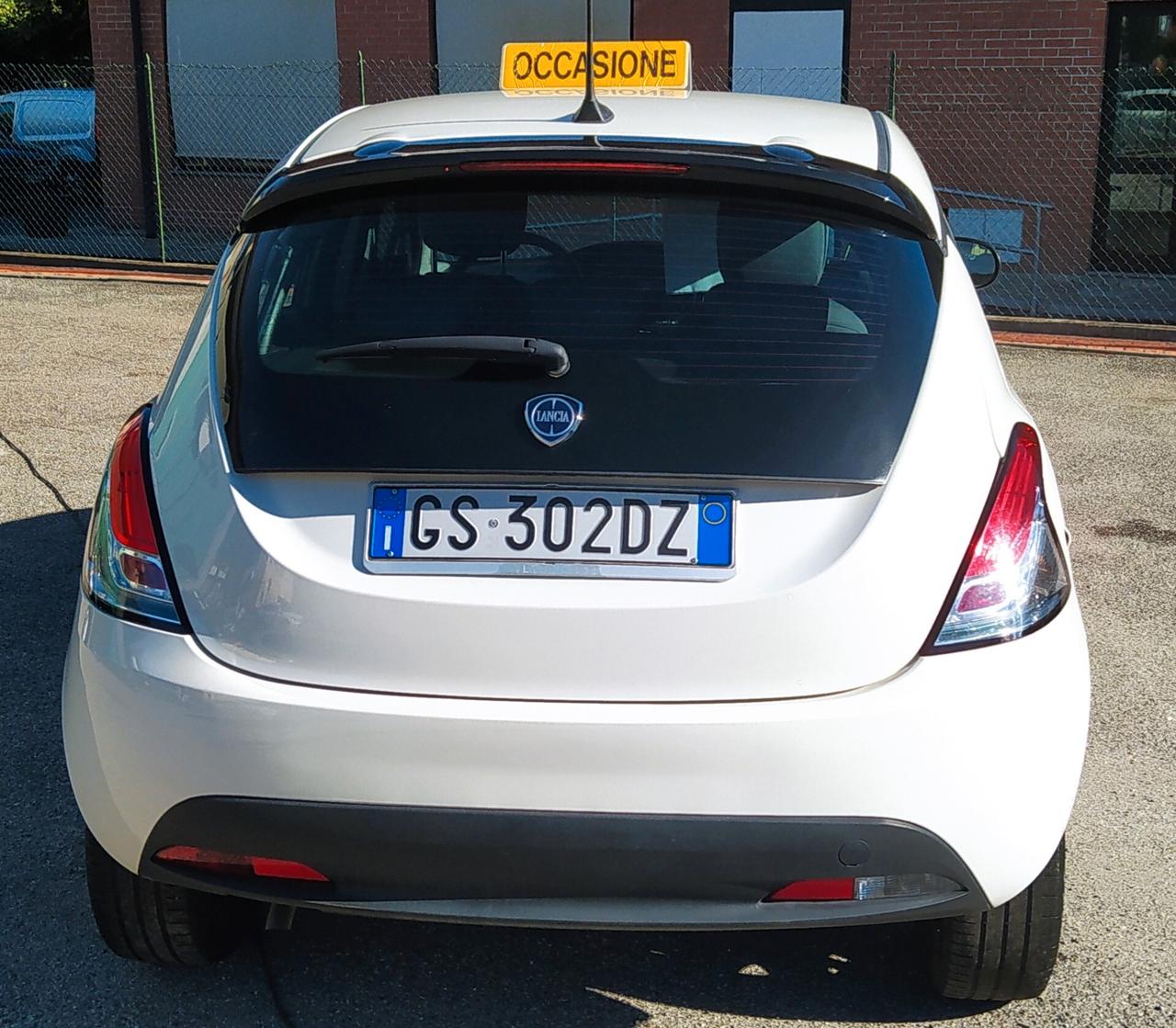 LANCIA YPSILON HYBRID