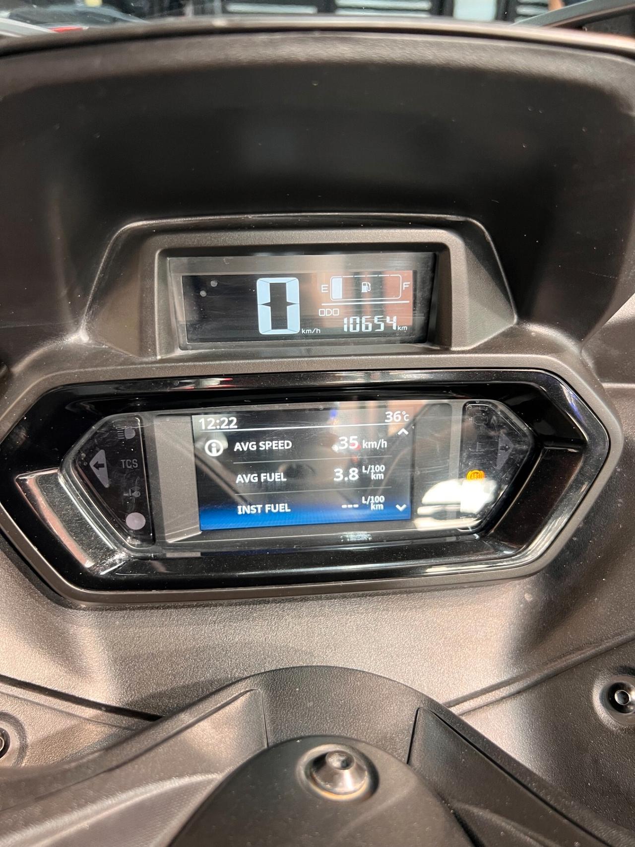 Yamaha X-Max 300 300SP MDNM6 TECH BLACK