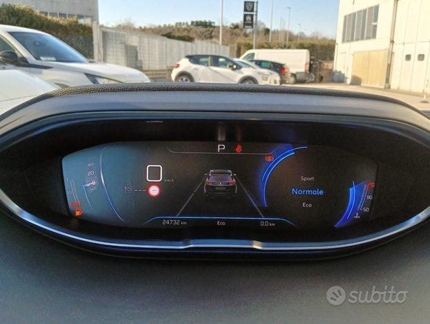 PEUGEOT 3008 N1 BlueHDi 130 EAT8 Allure Pack Aut