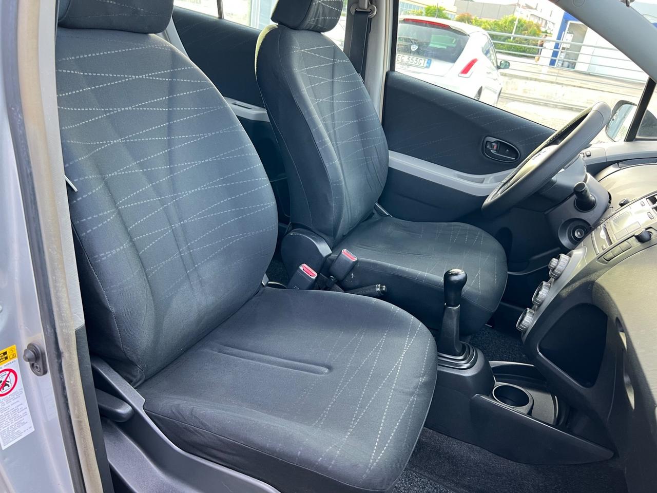 Toyota Yaris 1.4 D-4D 5 porte Sol