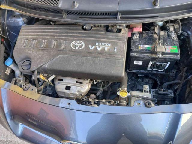 TOYOTA Yaris 1.3 5 porte Sol NEOPATENTATI