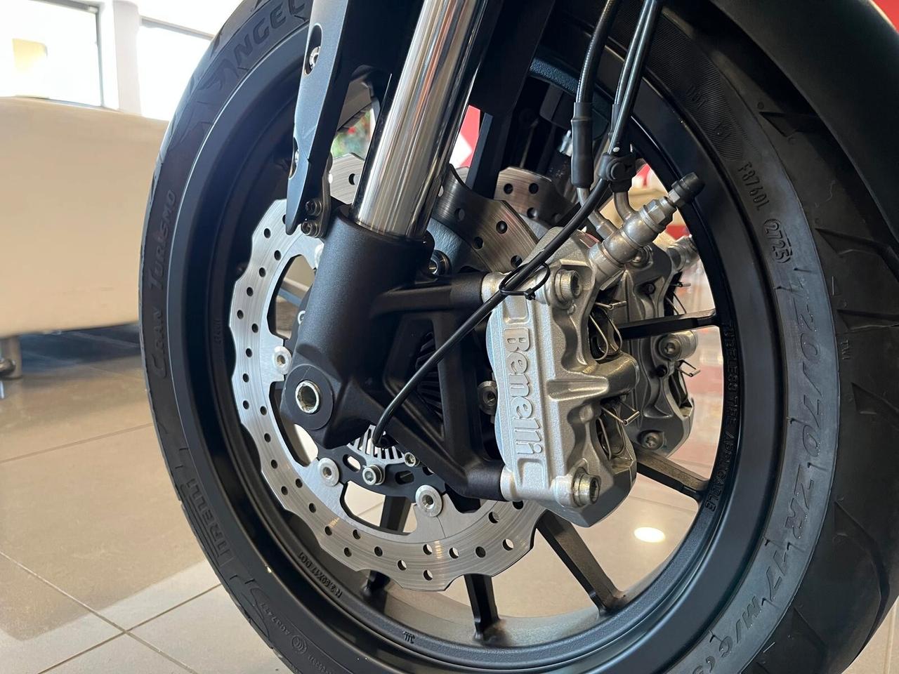 Benelli 502C Cruiser