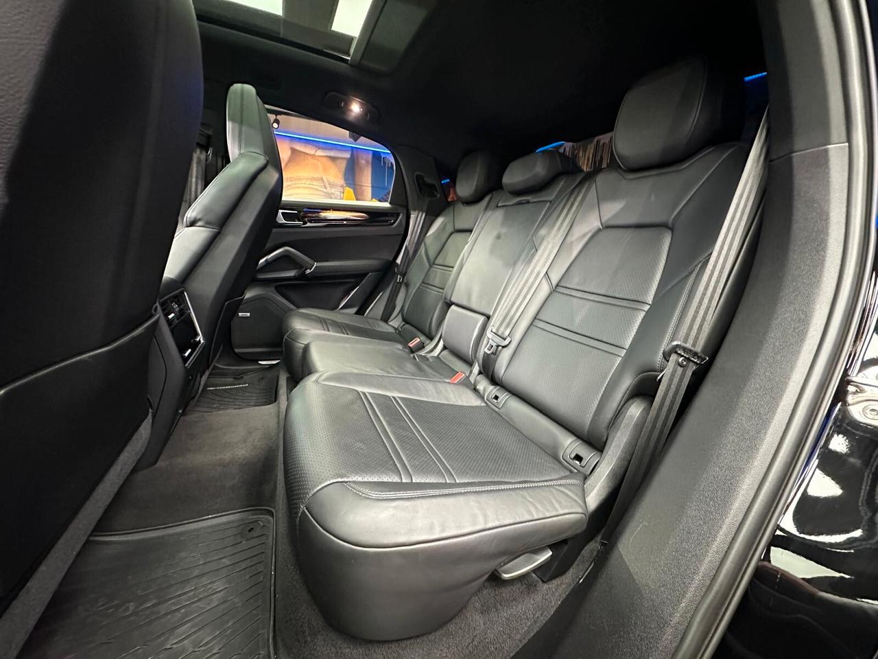 Porsche Cayenne 3.0 V6 (703)