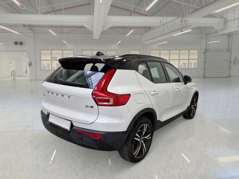 VOLVO XC40 B4 AWD Geartronic R-Design