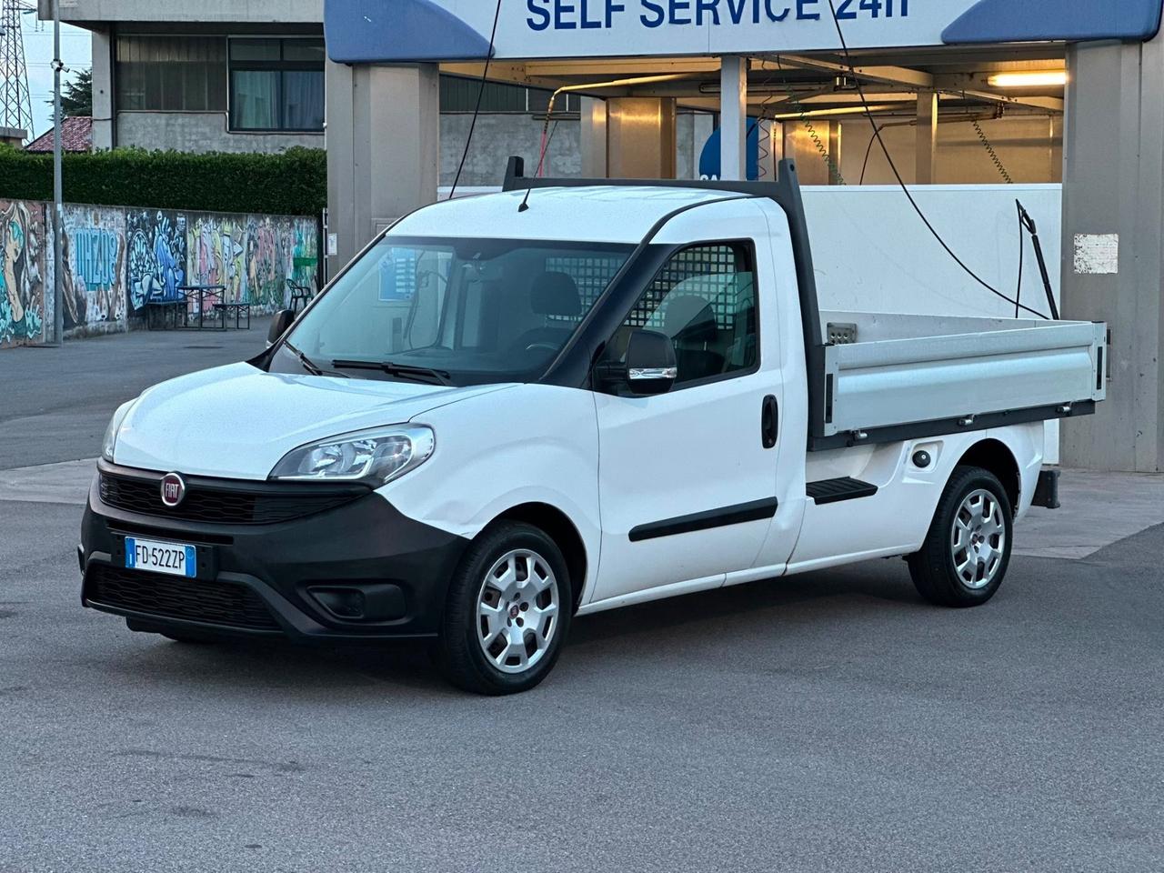 Fiat doblo con cassone fisso