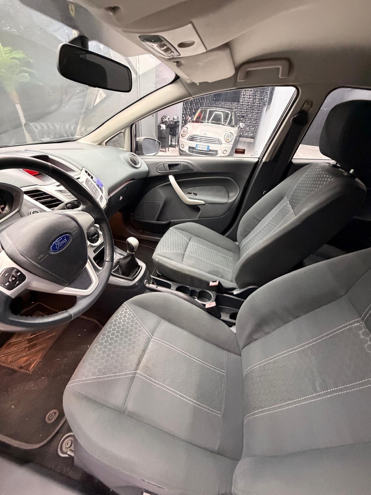 Ford Fiesta 1.4 3 porte Bz.- GPL Titanium