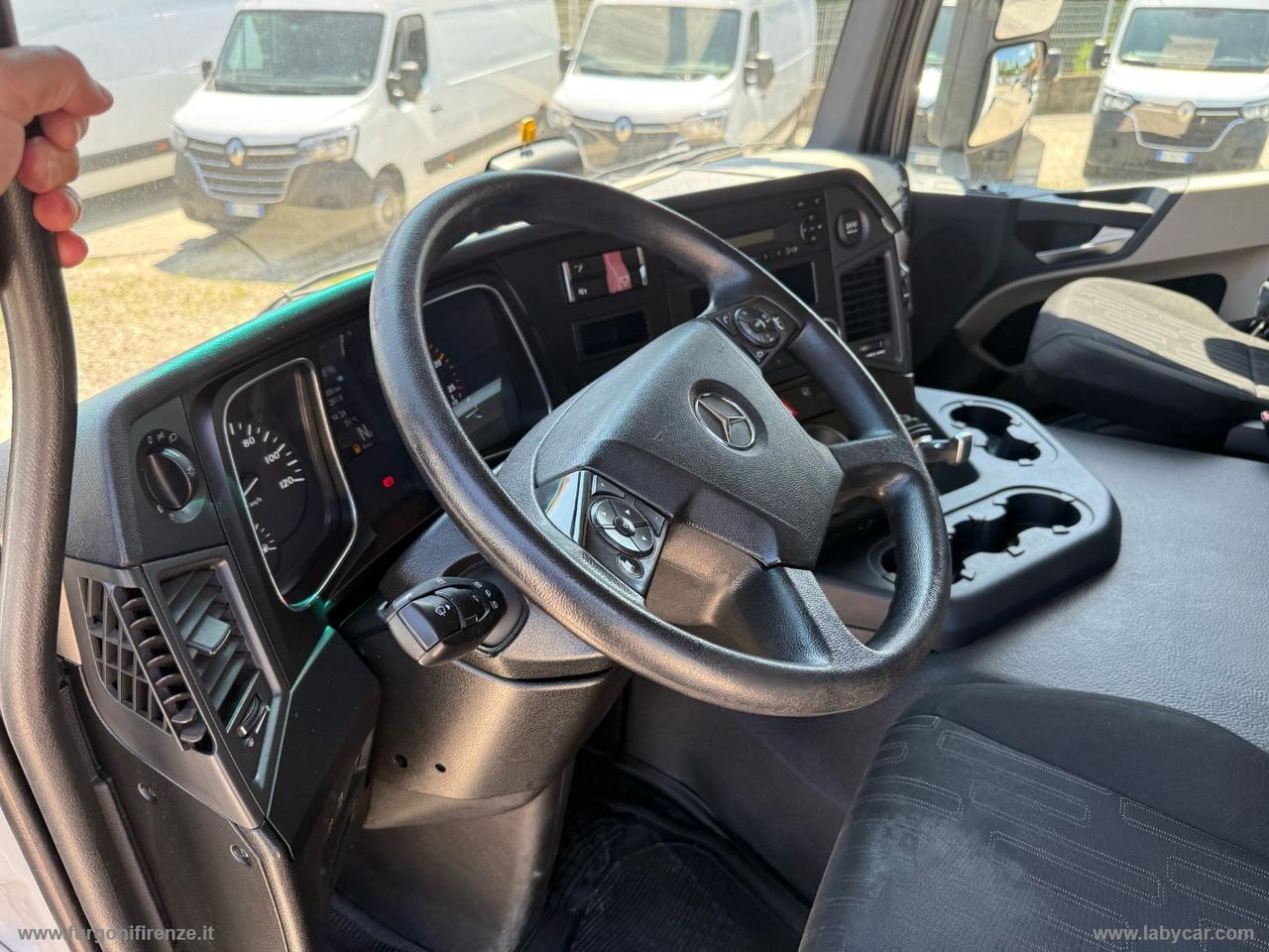 ACTROS 1843