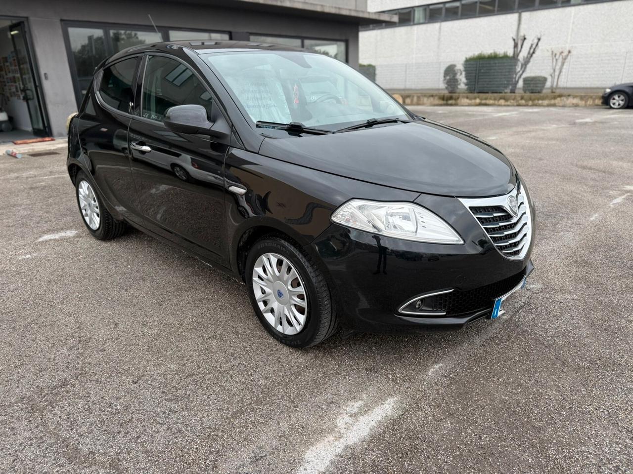 LANCIA YPSILON 1.3 D 2012 12 MESI DI GARANZIA