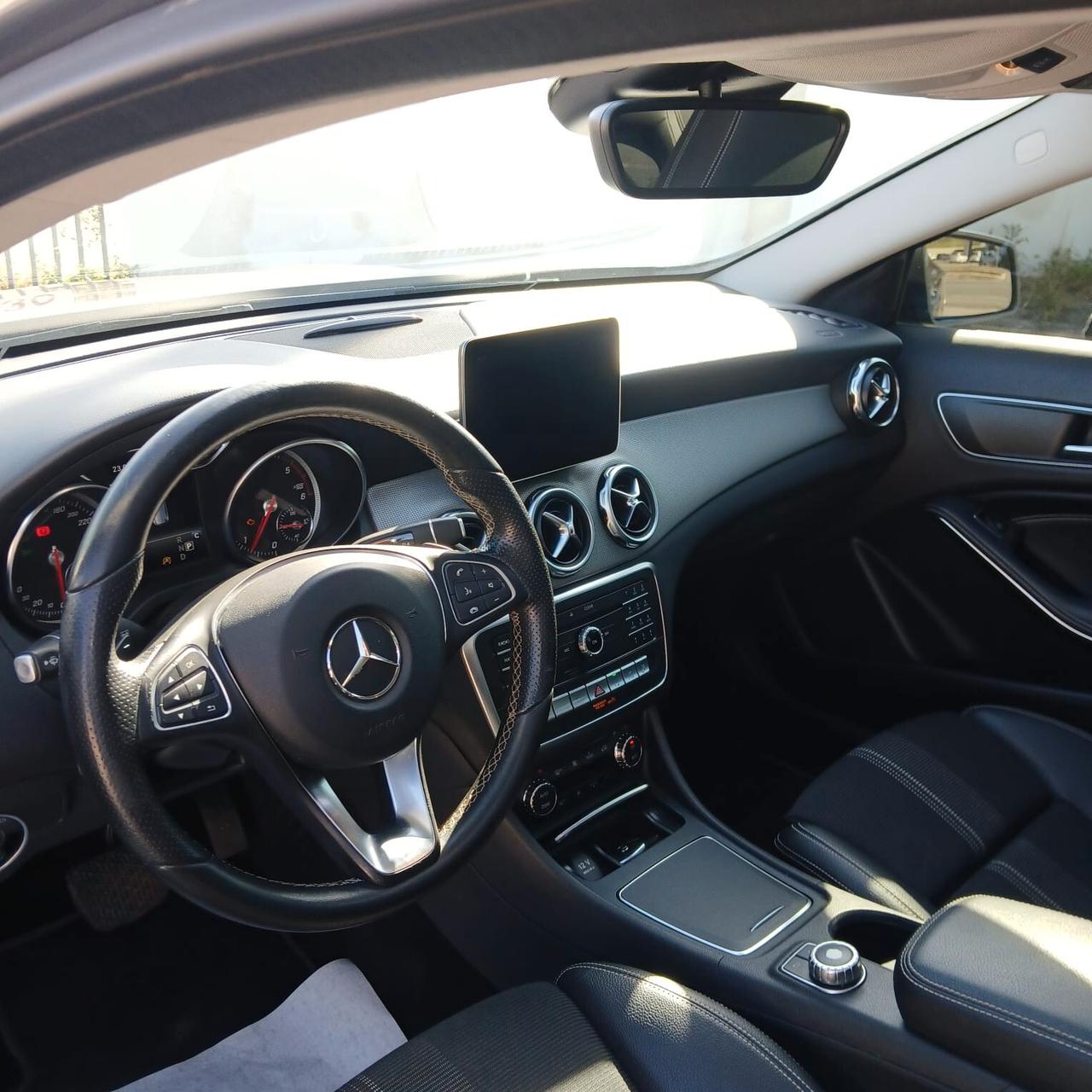 Mercedes-benz GLA 200 GLA 200 d Automatic 4Matic Sport