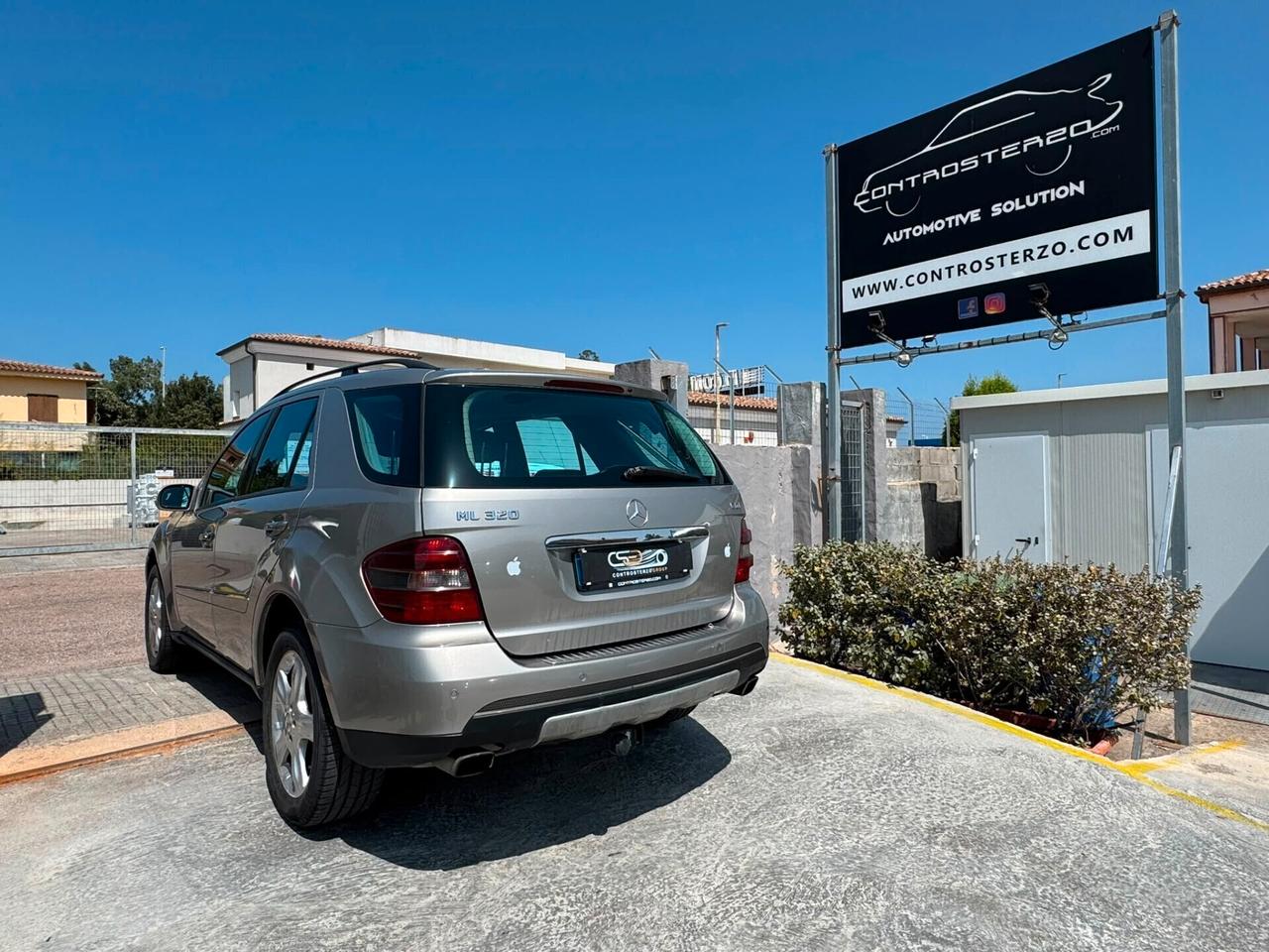 MERCEDES ML320-GANCIO TRAINO