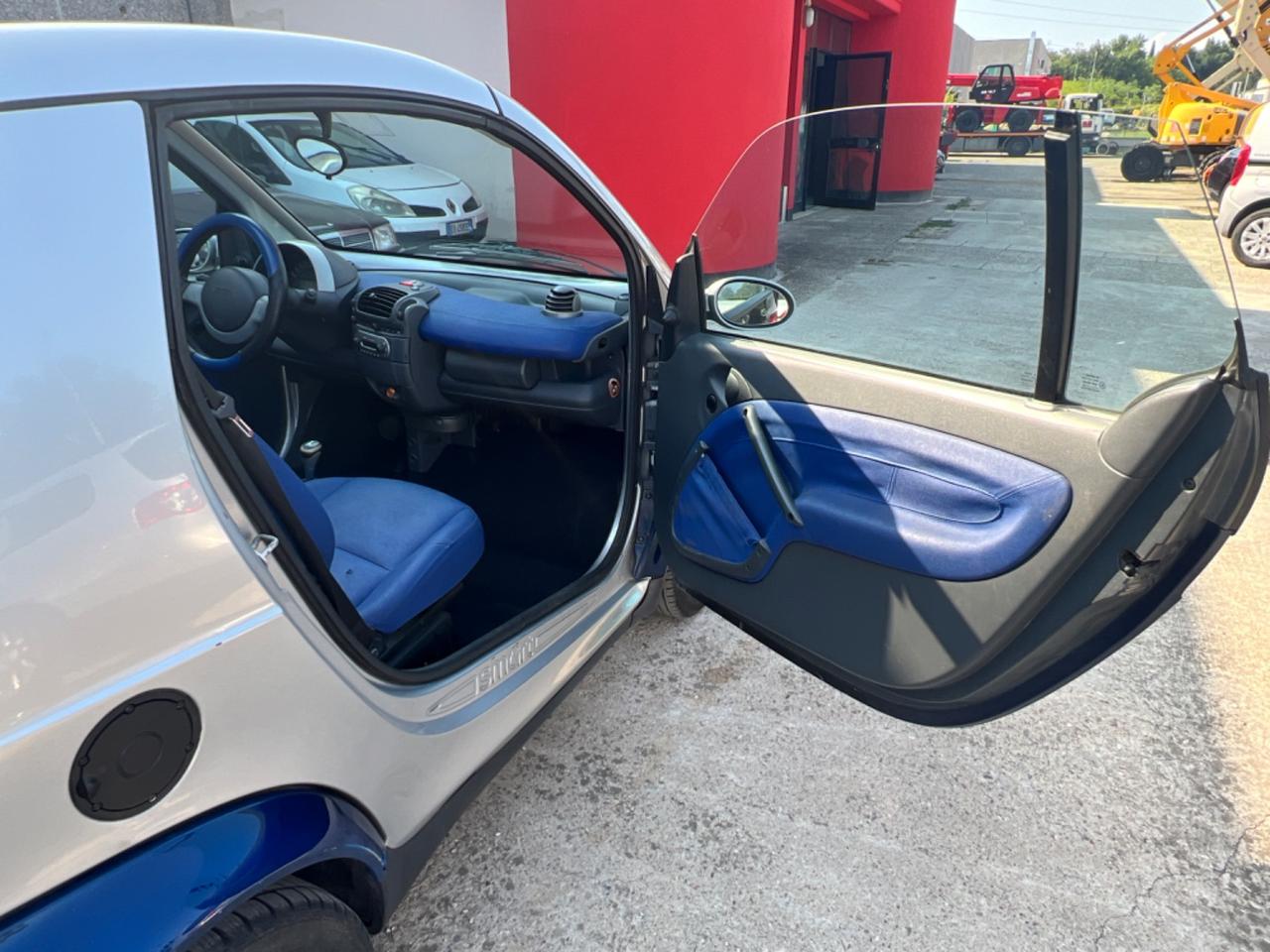 Smart ForTwo 700 cabrio pure (45 kW)