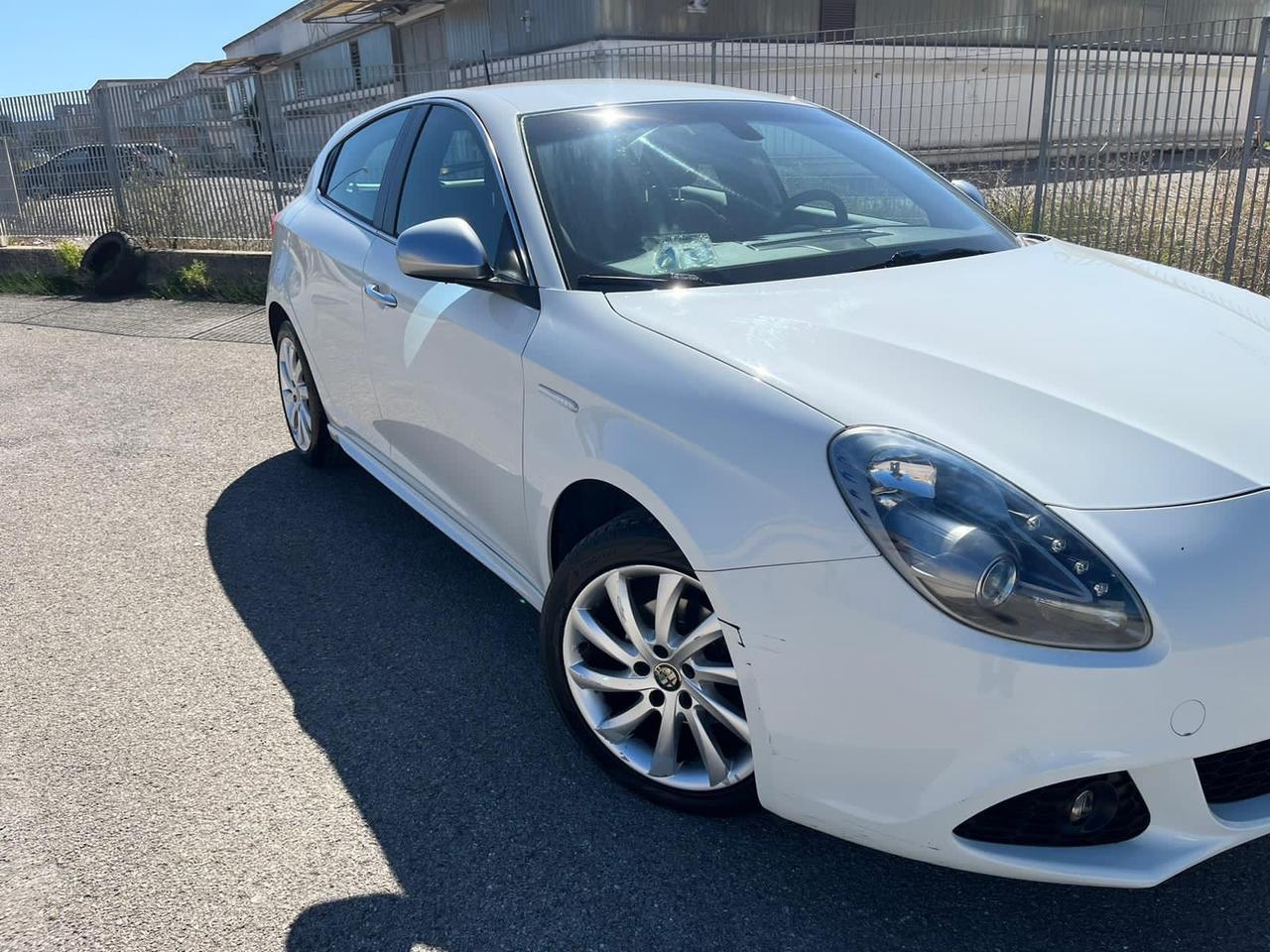 Alfa Romeo Giulietta 1.6 JTDm-2 105 CV Distinctive
