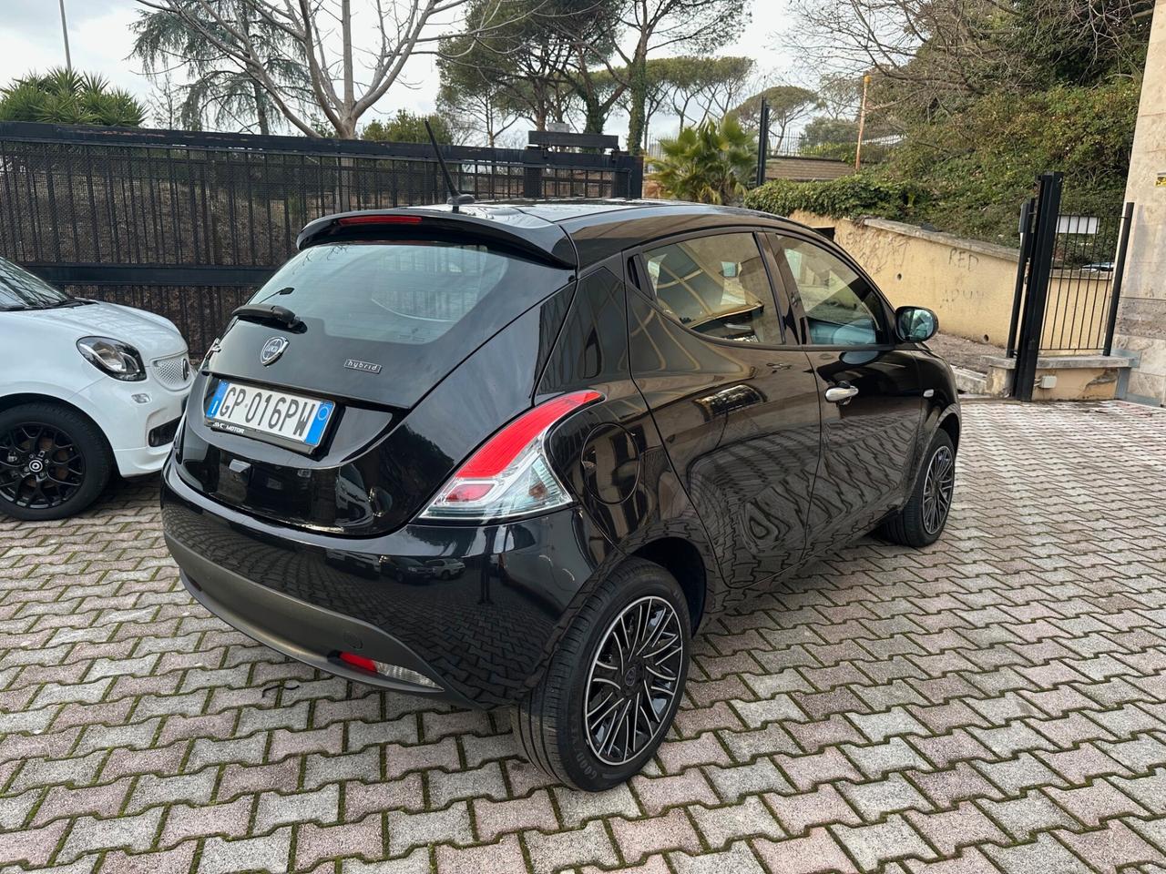 Lancia Ypsilon 1.0 Hybrid Gold Plus 09/23 KM.10132