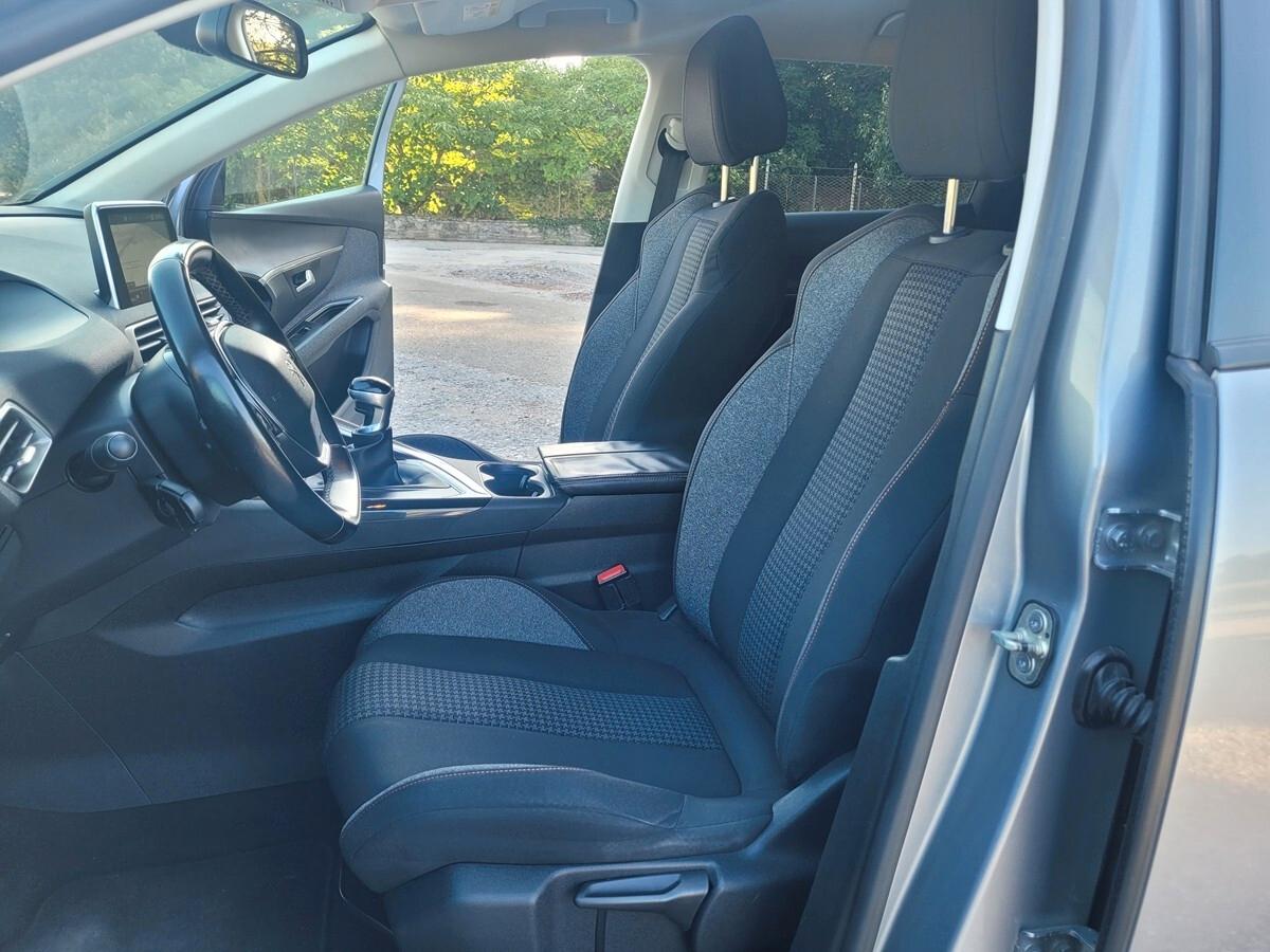 Peugeot 3008 BlueHDi 130 S&S Business