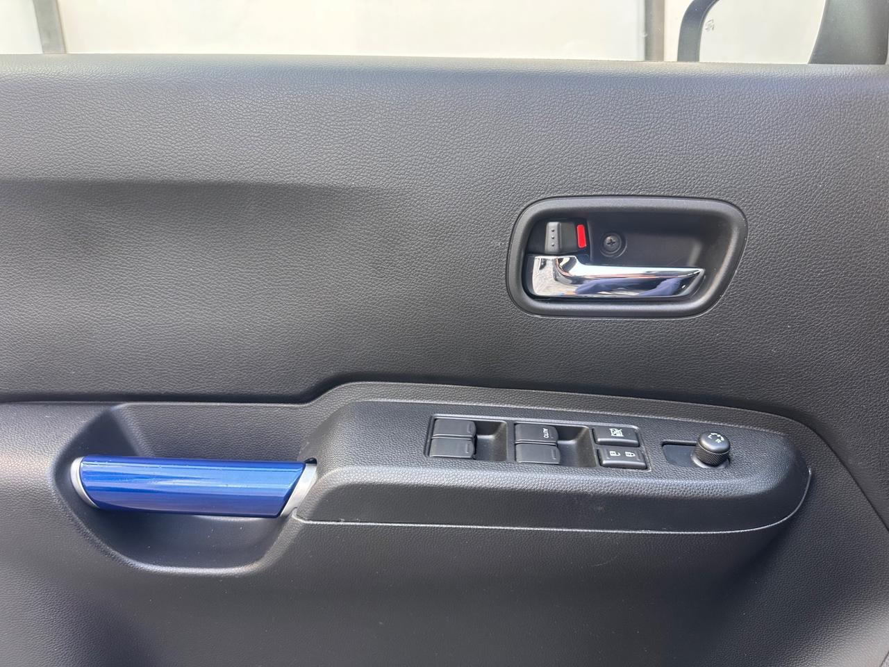 Suzuki Ignis 1.2 Hybrid Top