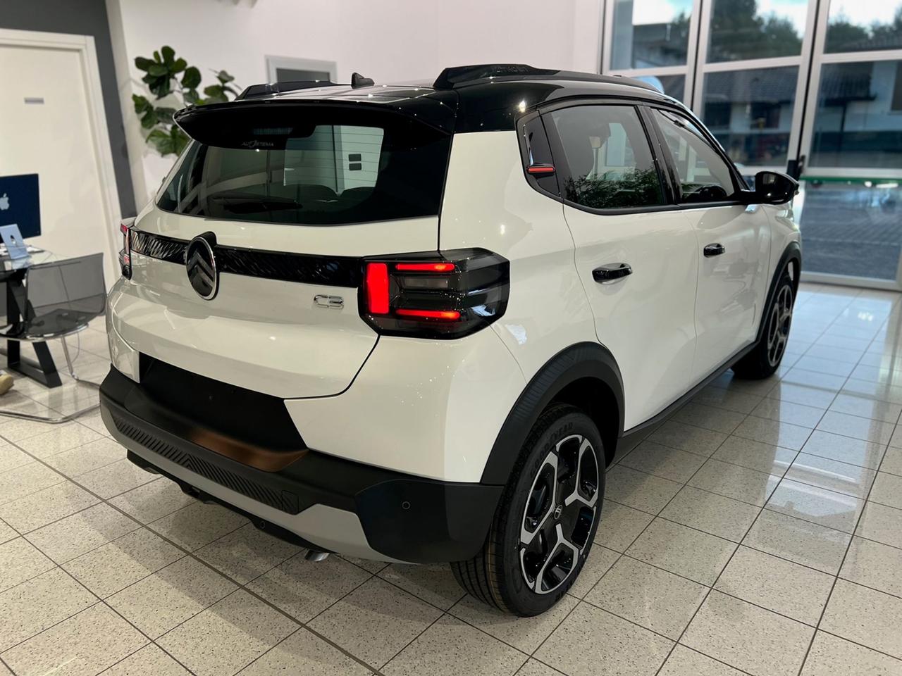 CITROEN E-C3 PureTech 100 S&S Plus - NUOVO MODELLO!