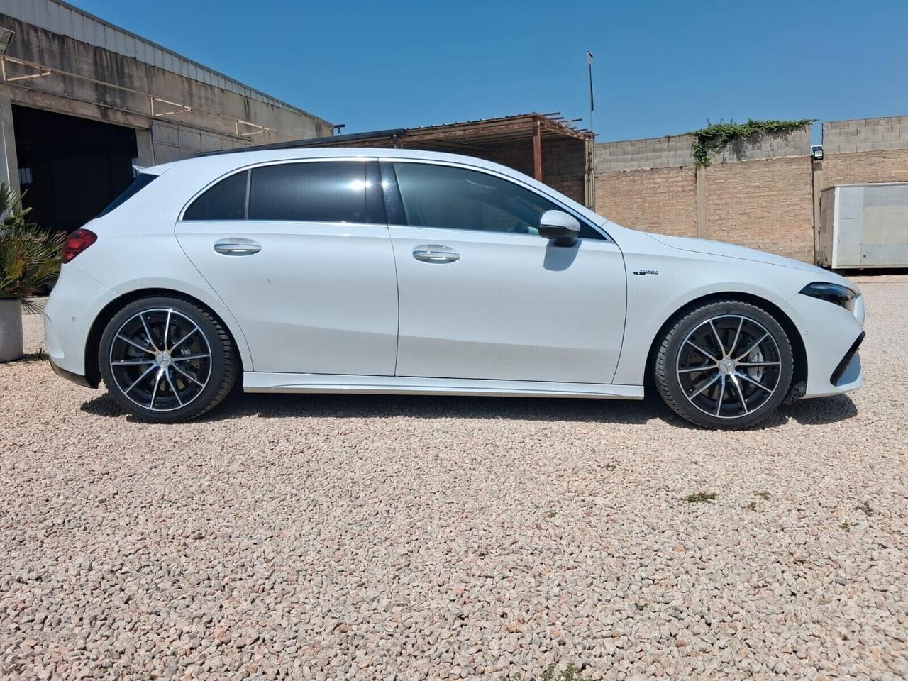 Mercedes-benz A 35 AMG 4 MATIC