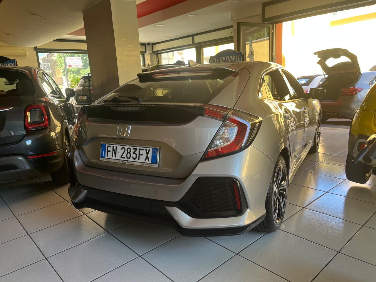 Honda Civic 1.0T 5 porte Executive Premium