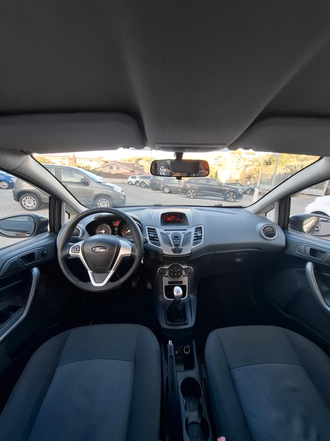 Ford Fiesta 1.4 TDCi 5p. - 2011