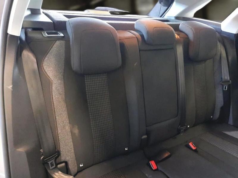 PEUGEOT 3008 BLUEHDI 130 SES BUSINESS 5 PORTE SUV