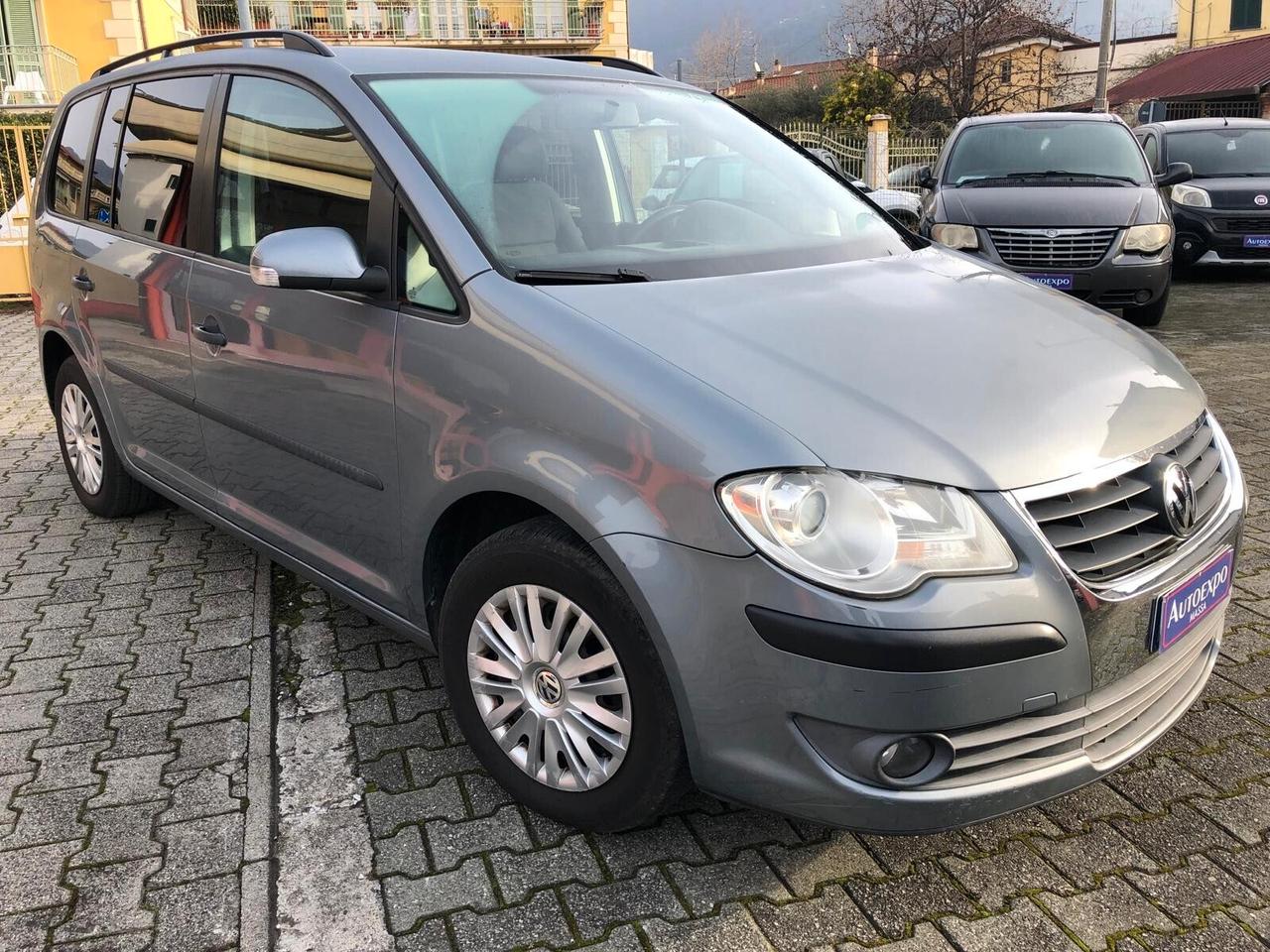 Volkswagen Touran 2.0 Ecofuel UNICO PROPRIETARIO 7 POSTI . GARANZIA 12 MESI RINNOVABILE FINO A 36 MESI!!!