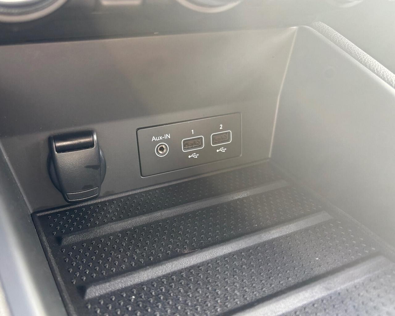 Renault Captur Plug-in Hybrid E-Tech 160 CV Intens