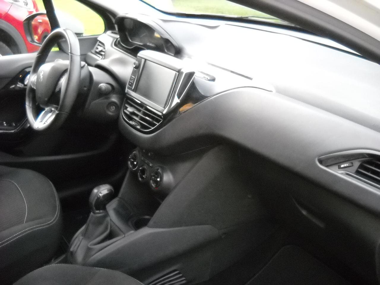 Peugeot 208 PureTech 82 5 porte Active