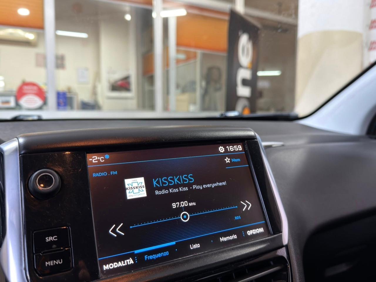 Peugeot 208 PureTech 82 5p. GPL Allure