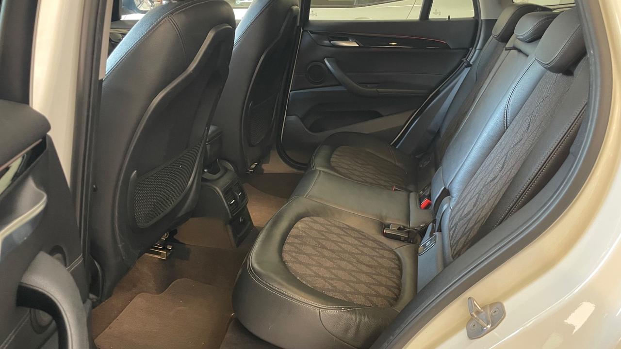 Bmw X1 sDrive18d xLine