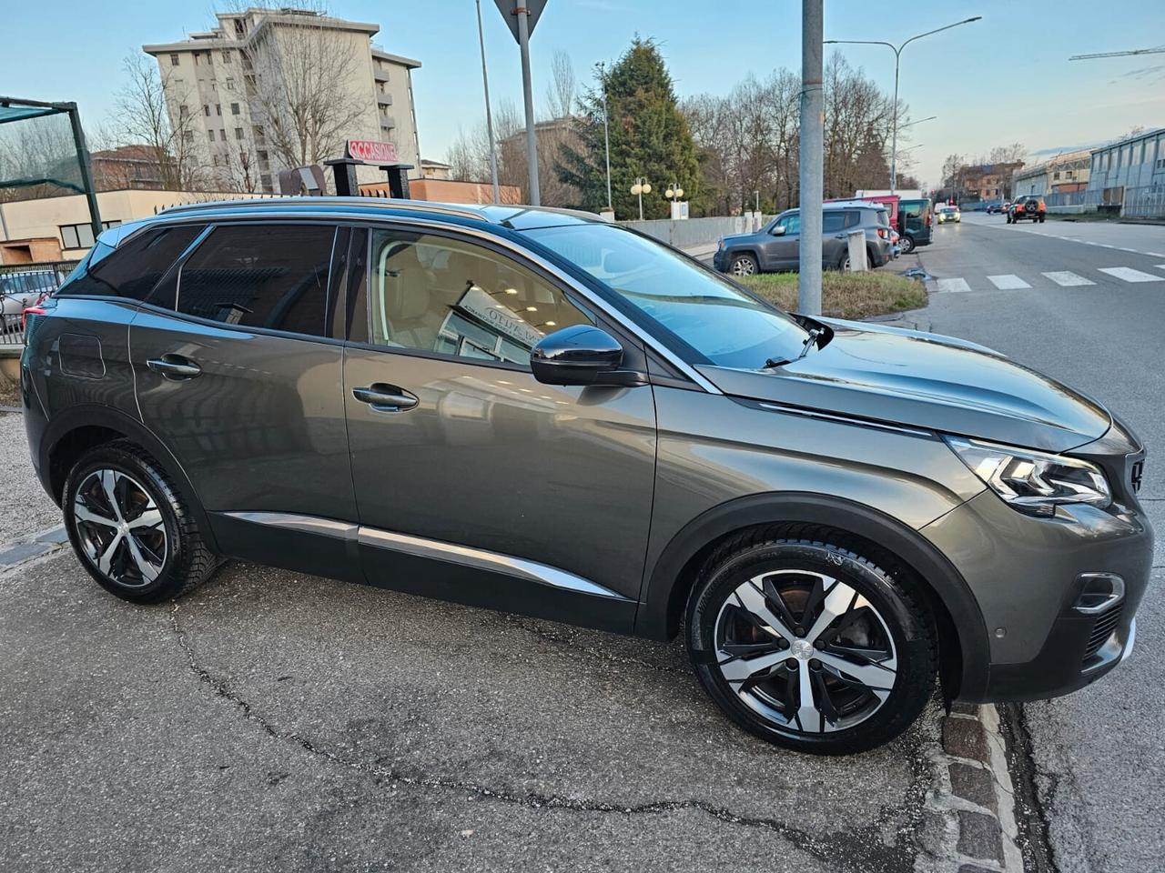 Peugeot 3008 BlueHDi 120cv Allure*S&S*Navi*Led*Euro6*Unipro*