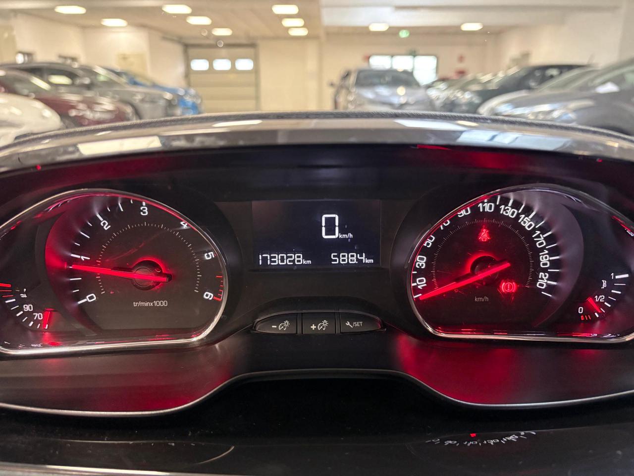 Peugeot 208 5p 1.4 hdi 8v Allure