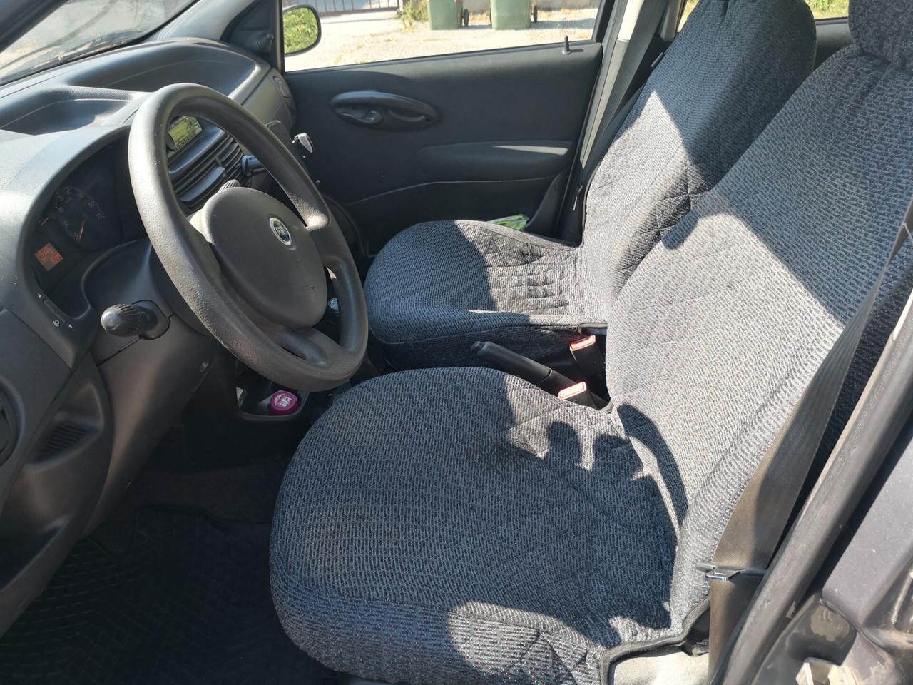 Fiat Punto 1.3 Multijet Neopatentati clima 5 porte