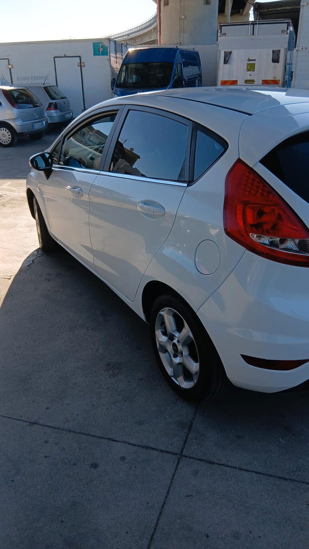 Ford Fiesta 1.4 5P BZ-GPL TITANIUM GPL VALIDO FINO AL 2032