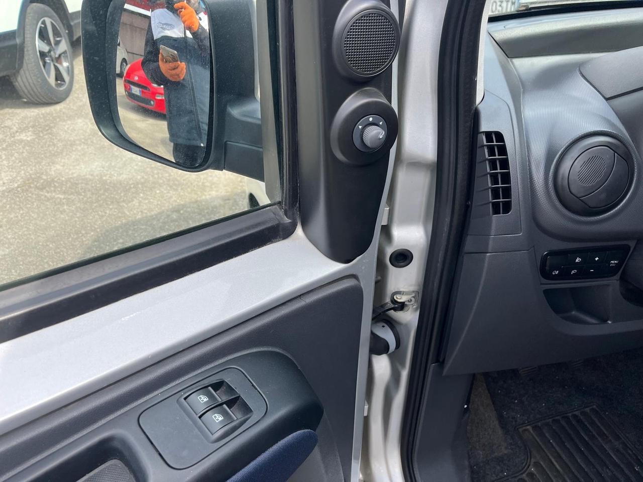 Citroen nemo 5P-1.4 hdi-full-2010