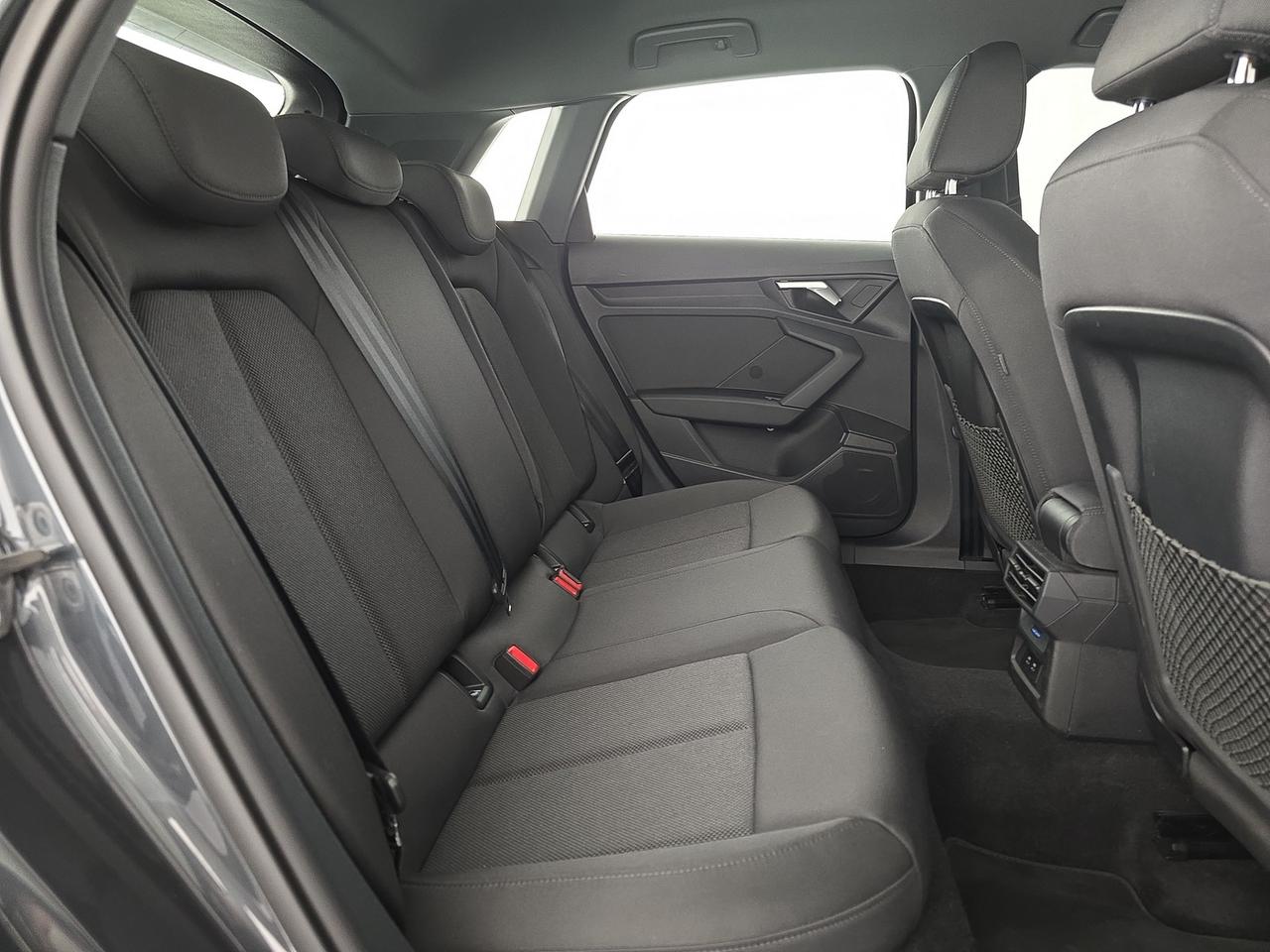 Audi A3 sportback 30 2.0 tdi business advanced