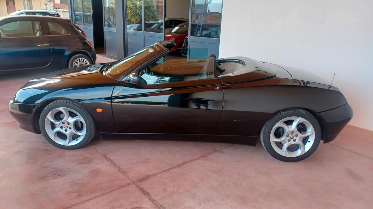 Alfa Romeo GTV Spider 2.0i 16V Twin Spark cat