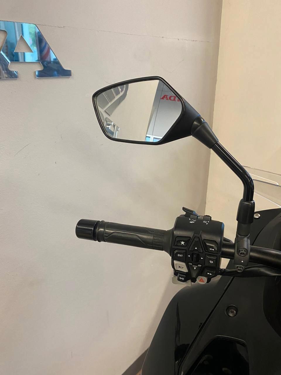 Honda NT 1100 dct