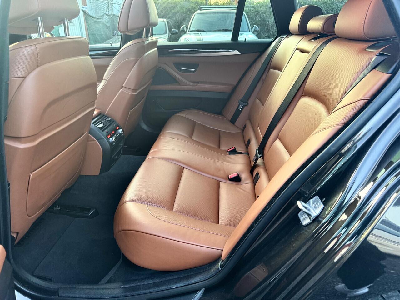 Bmw 530d xDrive 258CV Touring Business aut. 2015 E6