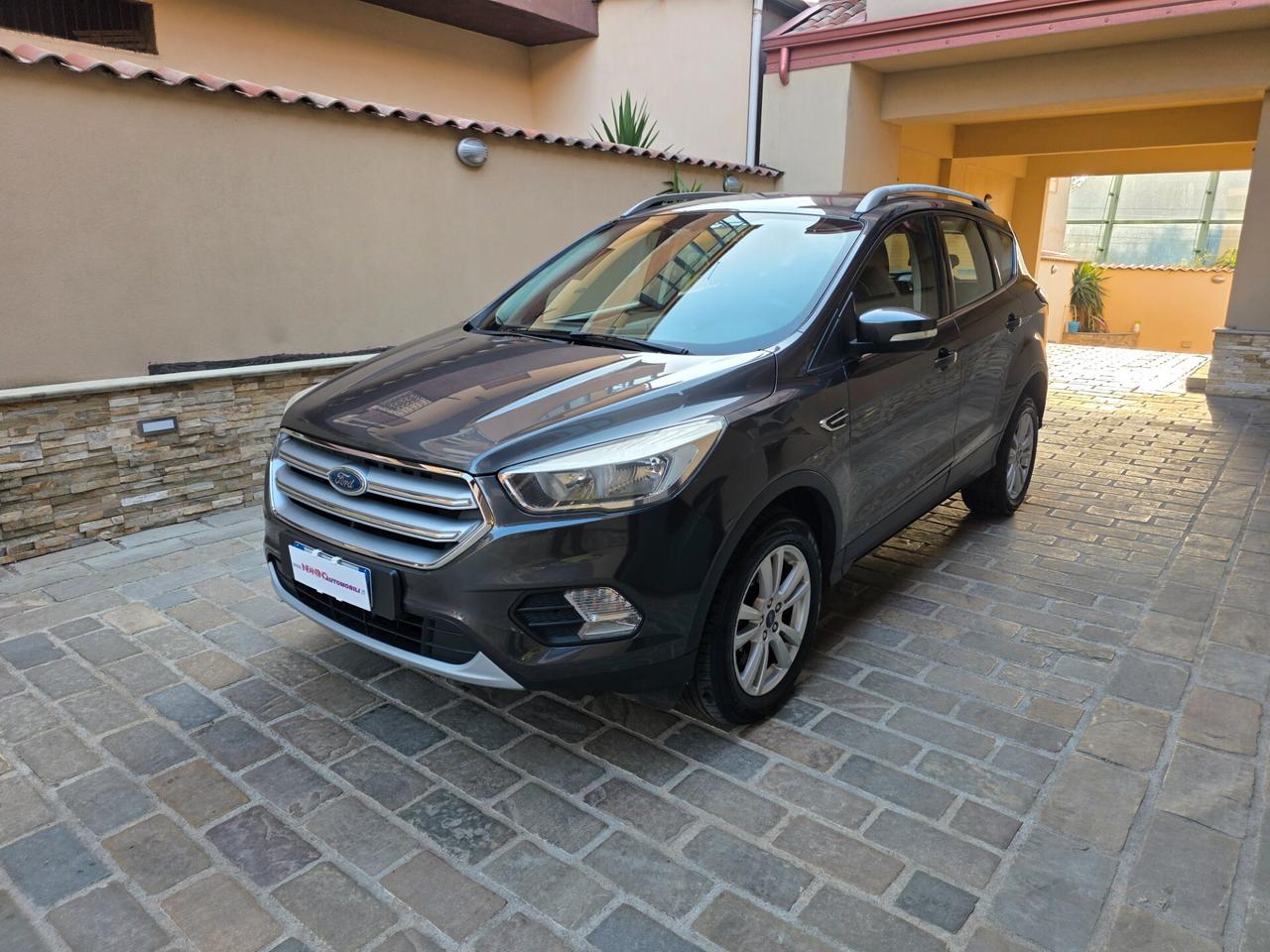 Ford Kuga 1.5 TDCI 120 CV S&S 2WD Titanium