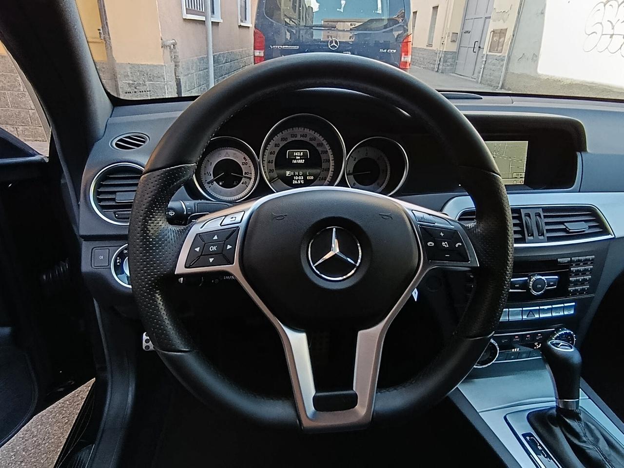 Mercedes-benz C 220 CDI Coupé Avantgarde AMG Edition