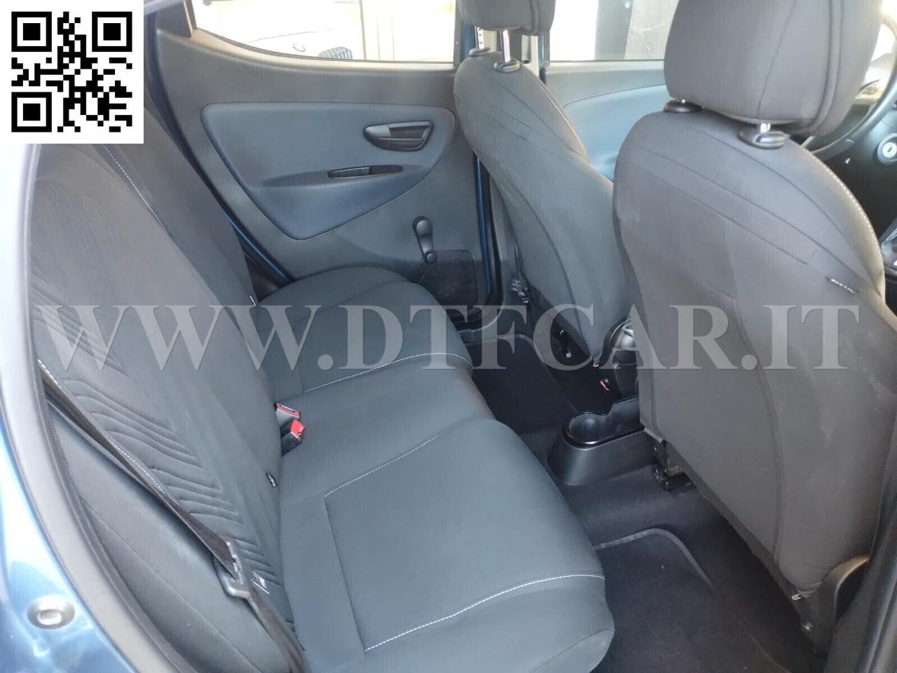 Lancia Ypsilon 1.0 FireFly 5 porte S&S Hybrid Ecochic Gold